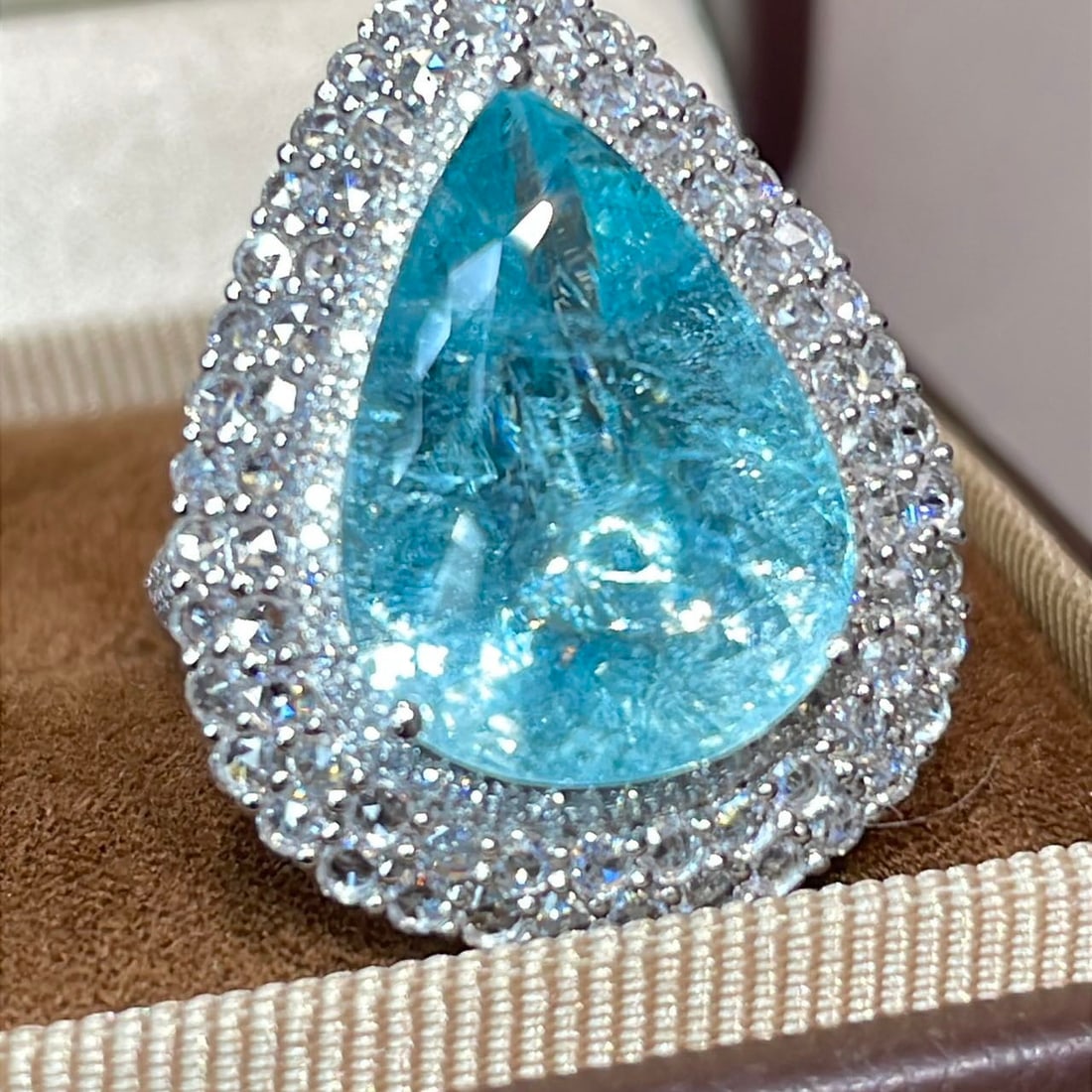 14k Gold 12.25 Ctw Natural Paraiba Tourmaline & Diamond Ring/pendant( Without Chain ) - 3