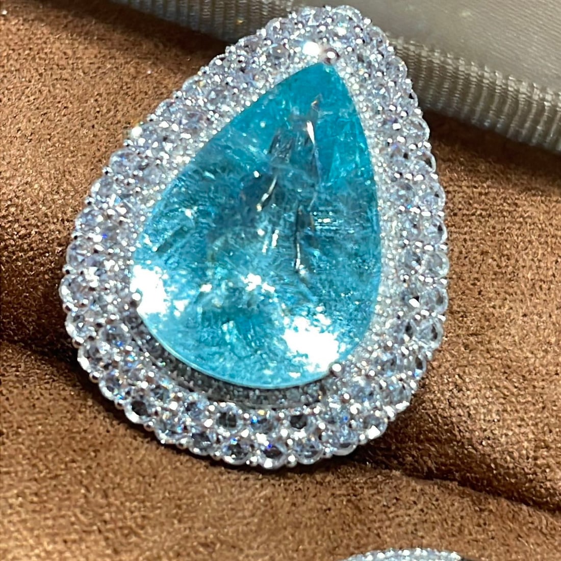 14k Gold 12.25 Ctw Natural Paraiba Tourmaline & Diamond Ring/pendant( Without Chain ) - 6