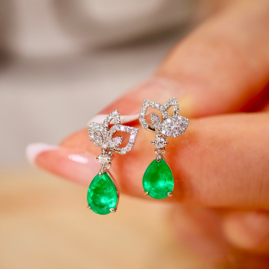 14k Gold 1.59 Ctw Vivid Green Natural Emerald & Diamond Earrings - 4