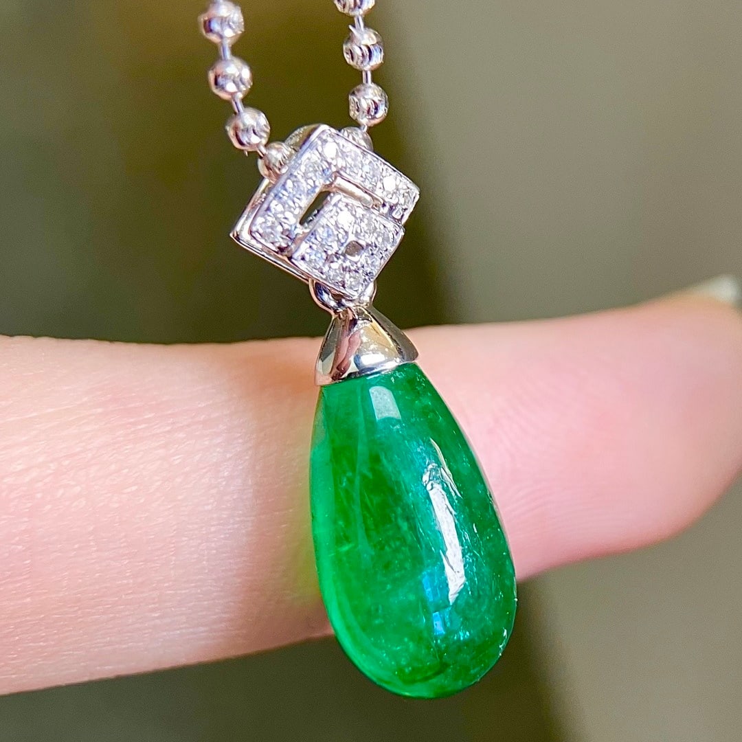 14k Gold 4.98 Ct Natural Emerald & Diamond Pendant( Without Chain ) - 2