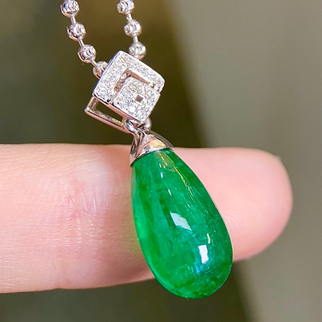 14k Gold 4.98 Ct Natural Emerald & Diamond Pendant( Without Chain ) - 3