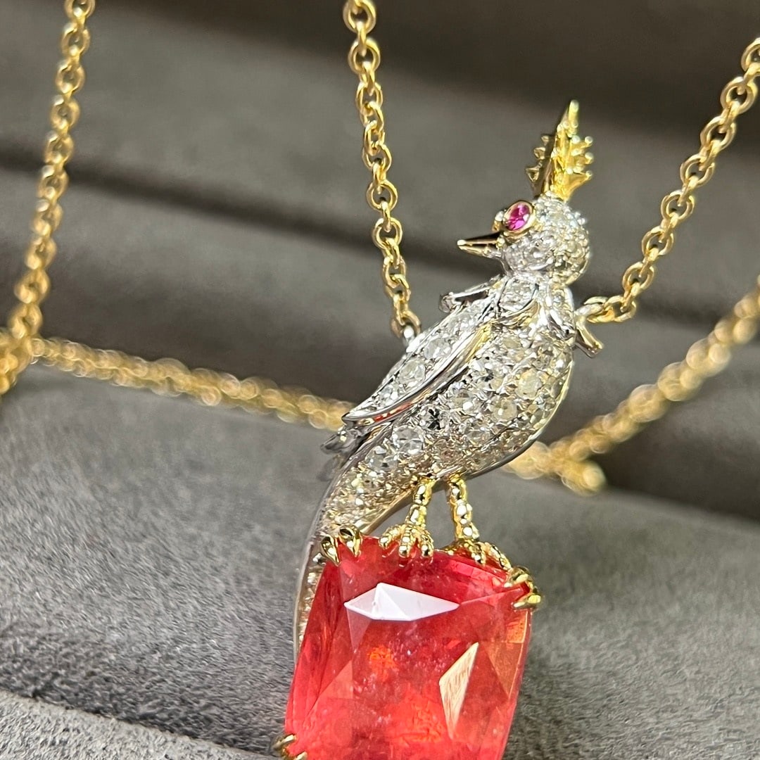 14k Gold 4.46 Ctw Natural Spinel & Diamond Necklace: Ref:231098386 // gold content:14k gold // main gemstone:spinel // shape:cushion // carat weight:4. 11ct // color:pinkish orange // treatment:natural // // adjacent gemstone 2 : diamond // shape:round