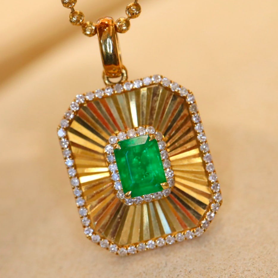 14k Gold 0.75 Ctw Vivid Green Natural Emerald & Diamond Pendant( Without Chain ) - 5