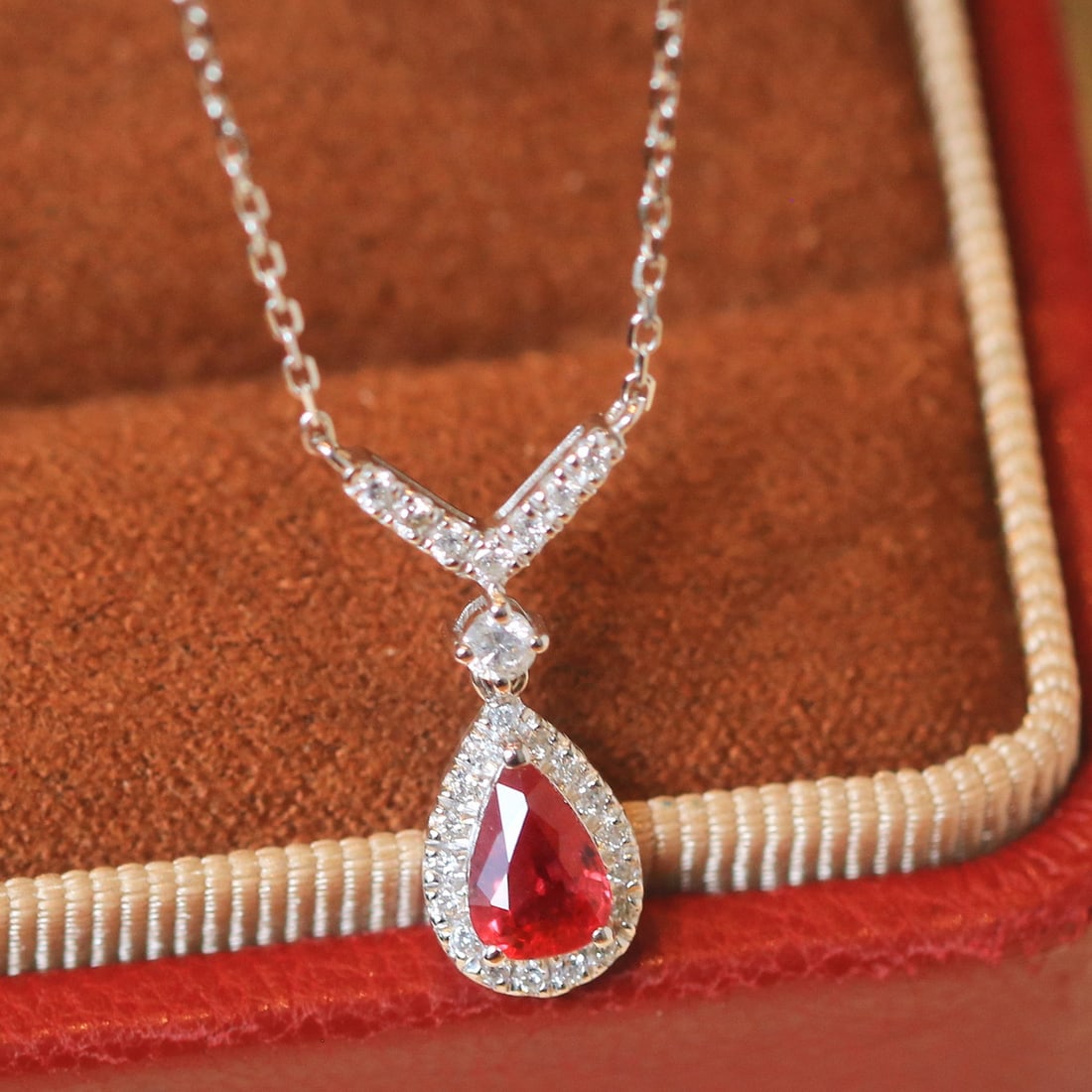 14k Gold 0.68 Ctw Vivid Red Natural Ruby & Diamond Necklace