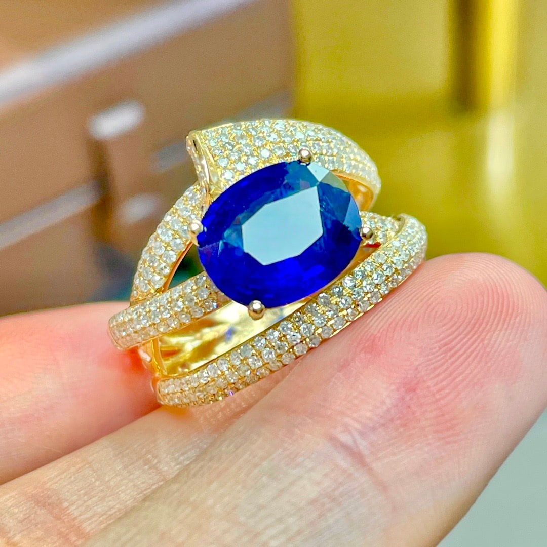 14k Gold 3.2 Ct Natural Sapphire & Diamond Ring - 2