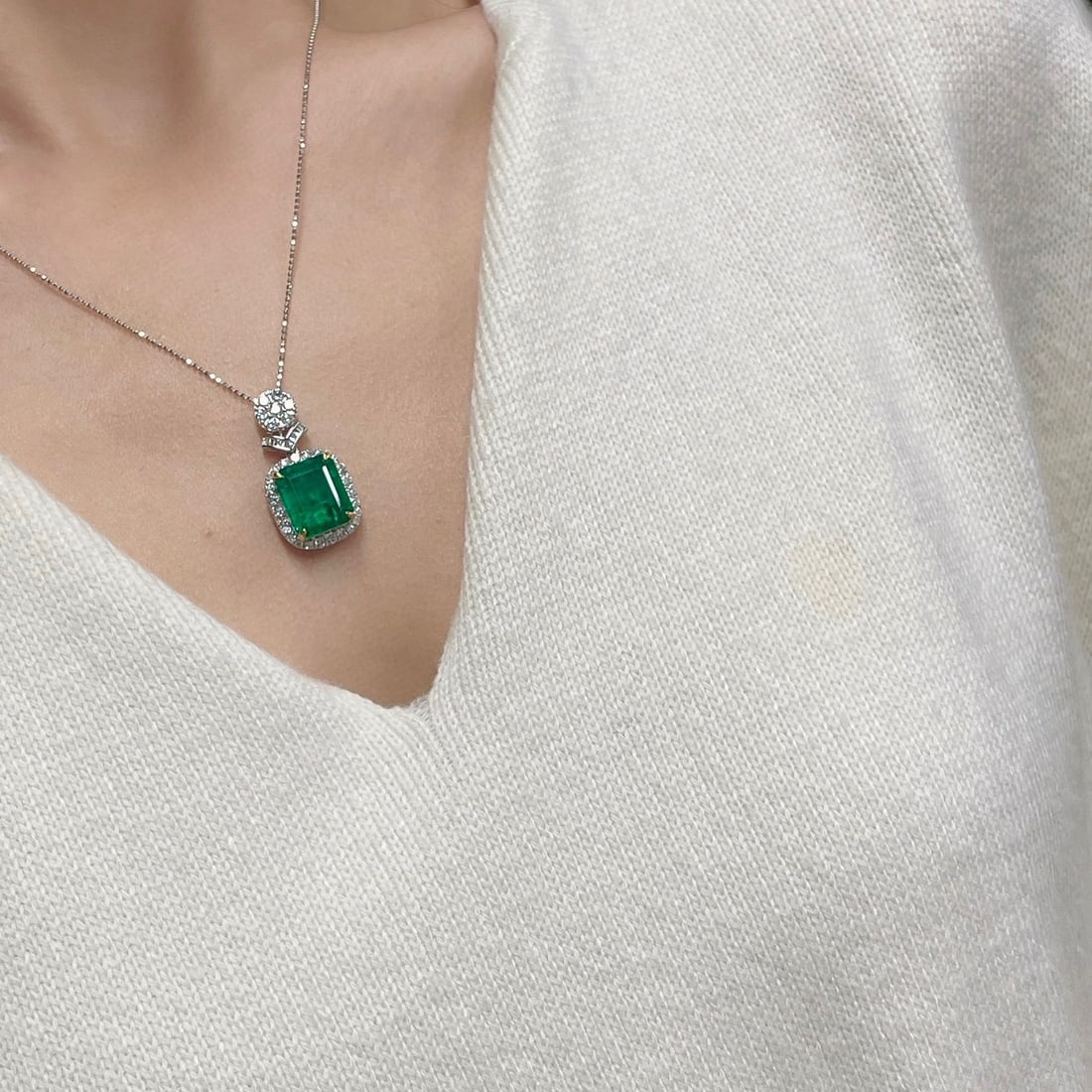 14k Gold 7.47 Ctw Vivid Green Natural Emerald & Diamond Pendant( Without Chain ) - 8