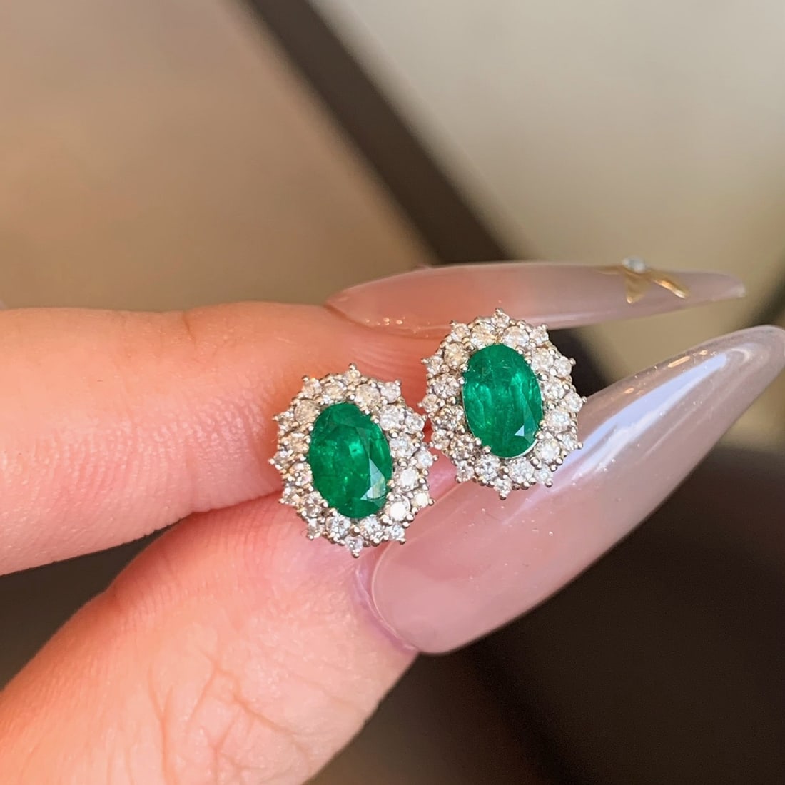 14k Gold 1.36 Ctw Vivid Green Natural Emerald & Diamond Earrings - 4