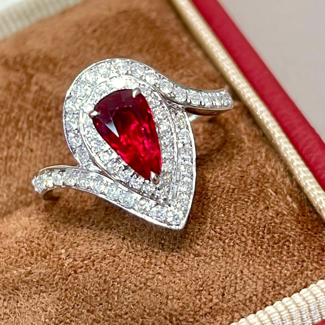 14k Gold 1.46 Ctw Natural Ruby & Diamond Ring - 4