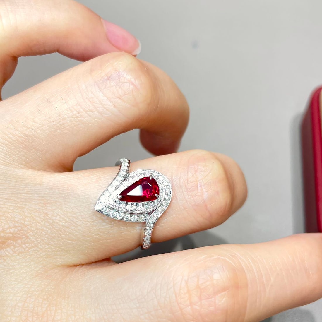 14k Gold 1.46 Ctw Natural Ruby & Diamond Ring - 6