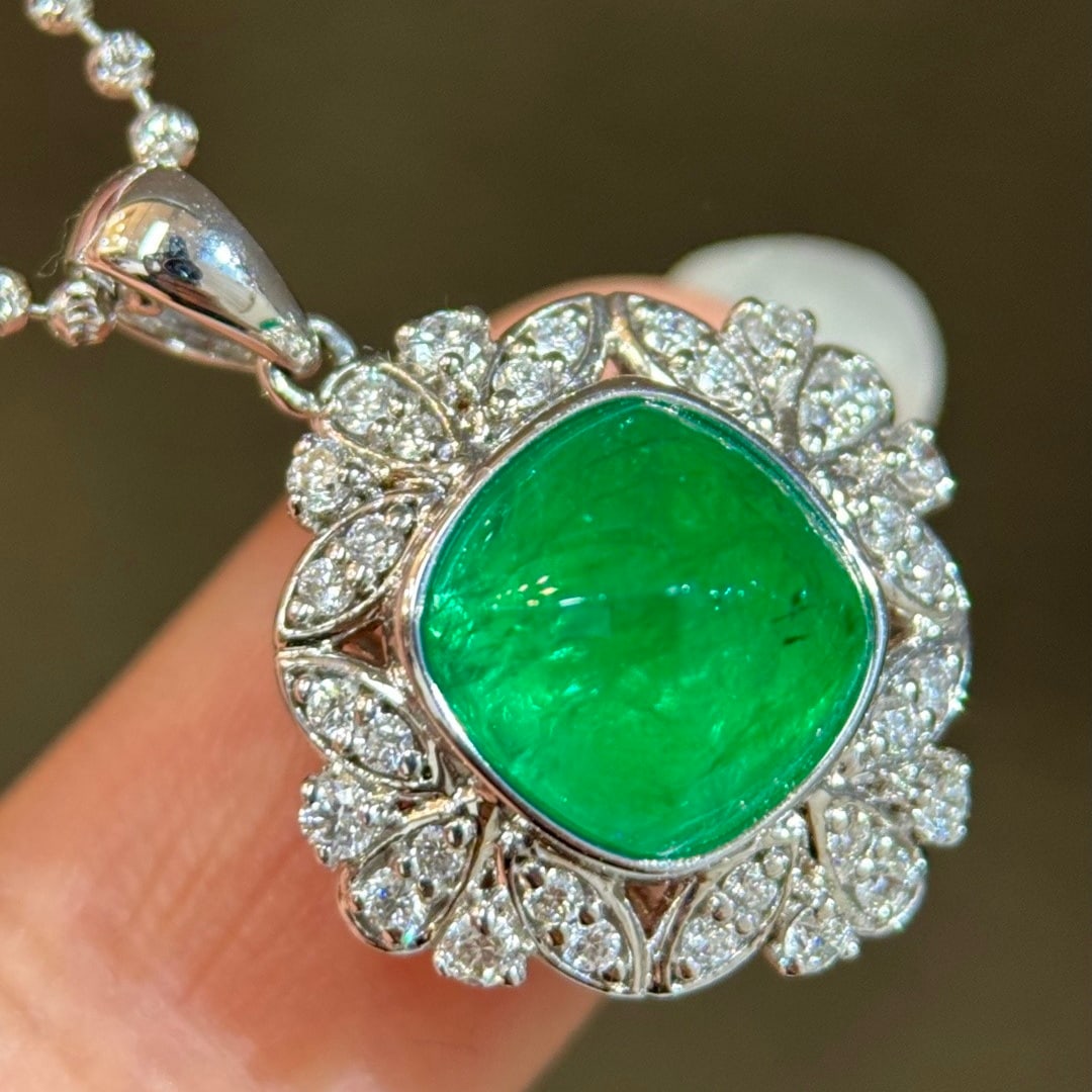 14k Gold 3.74 Ctw Vivid Green Natural Emerald & Diamond Pendant( Without Chain ) - 3