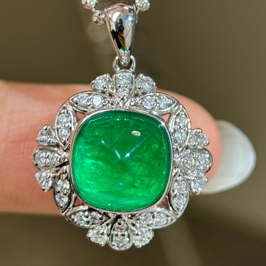 14k Gold 3.74 Ctw Vivid Green Natural Emerald & Diamond Pendant( Without Chain ) - 4