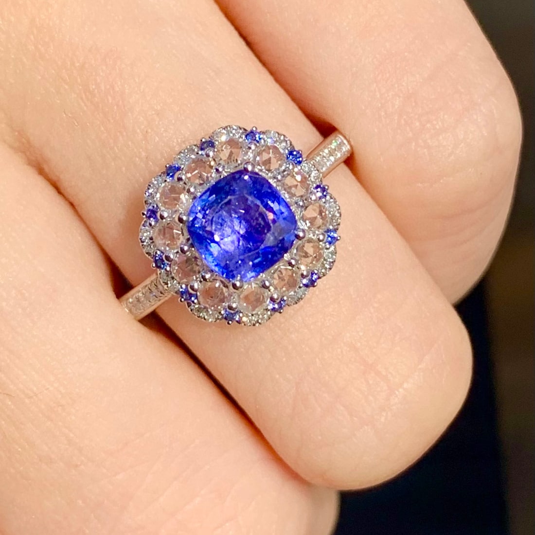 14k Gold 1.3 Ct Natural Sapphire & Diamond & Sapphire Ring - 5