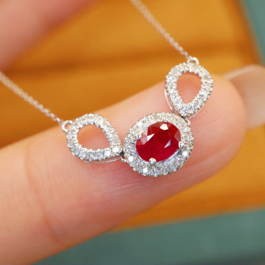 14k Gold 0.62 Ctw Vivid Red Natural Ruby & Diamond Necklace - 2