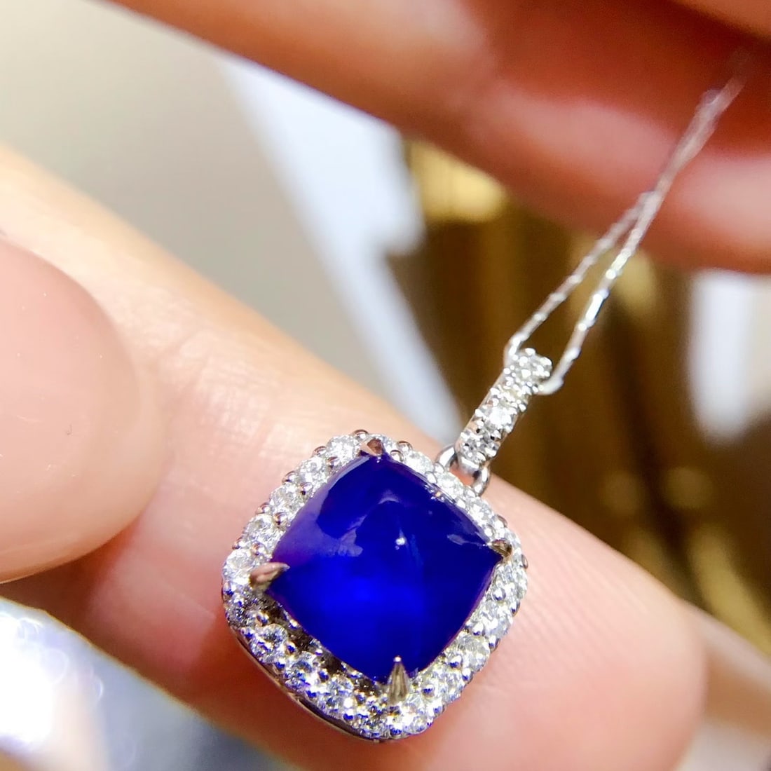 14k Gold 1.70 Ctw Vivid Blue Natural Sapphire & Diamond Pendant( Without Chain ) - 3