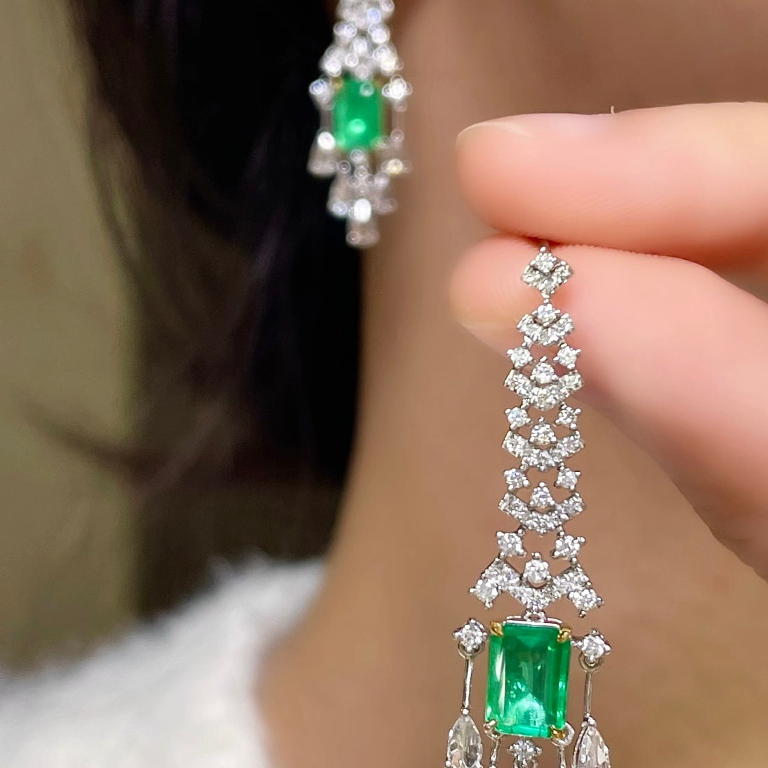 14k Gold 2.9 Ctw Vivid Green Natural Emerald & Diamond Earrings - 7