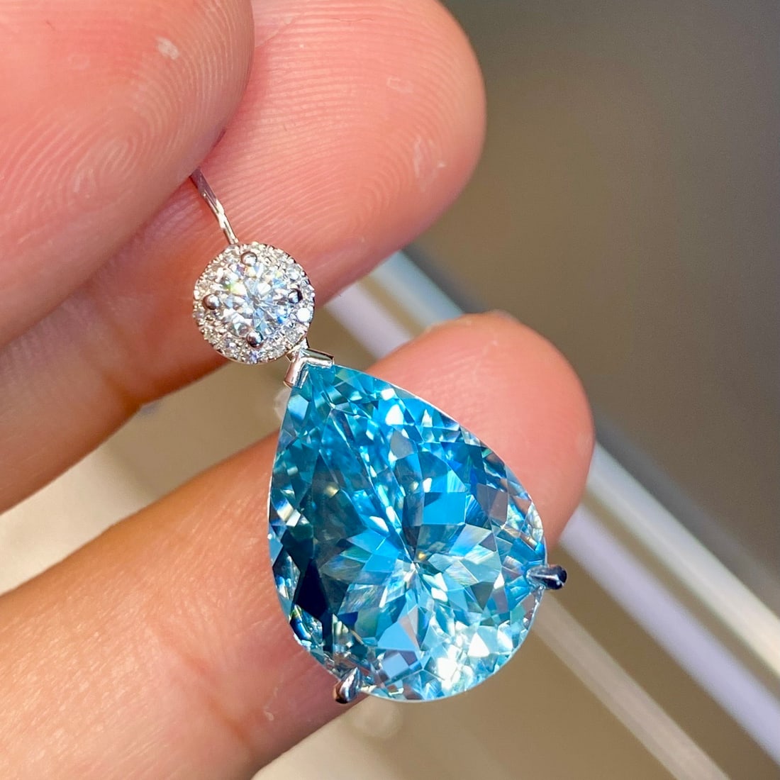 14k Gold 7.82 Ctw Natural Aquamarine & Diamond Pendant( Without Chain ) - 4
