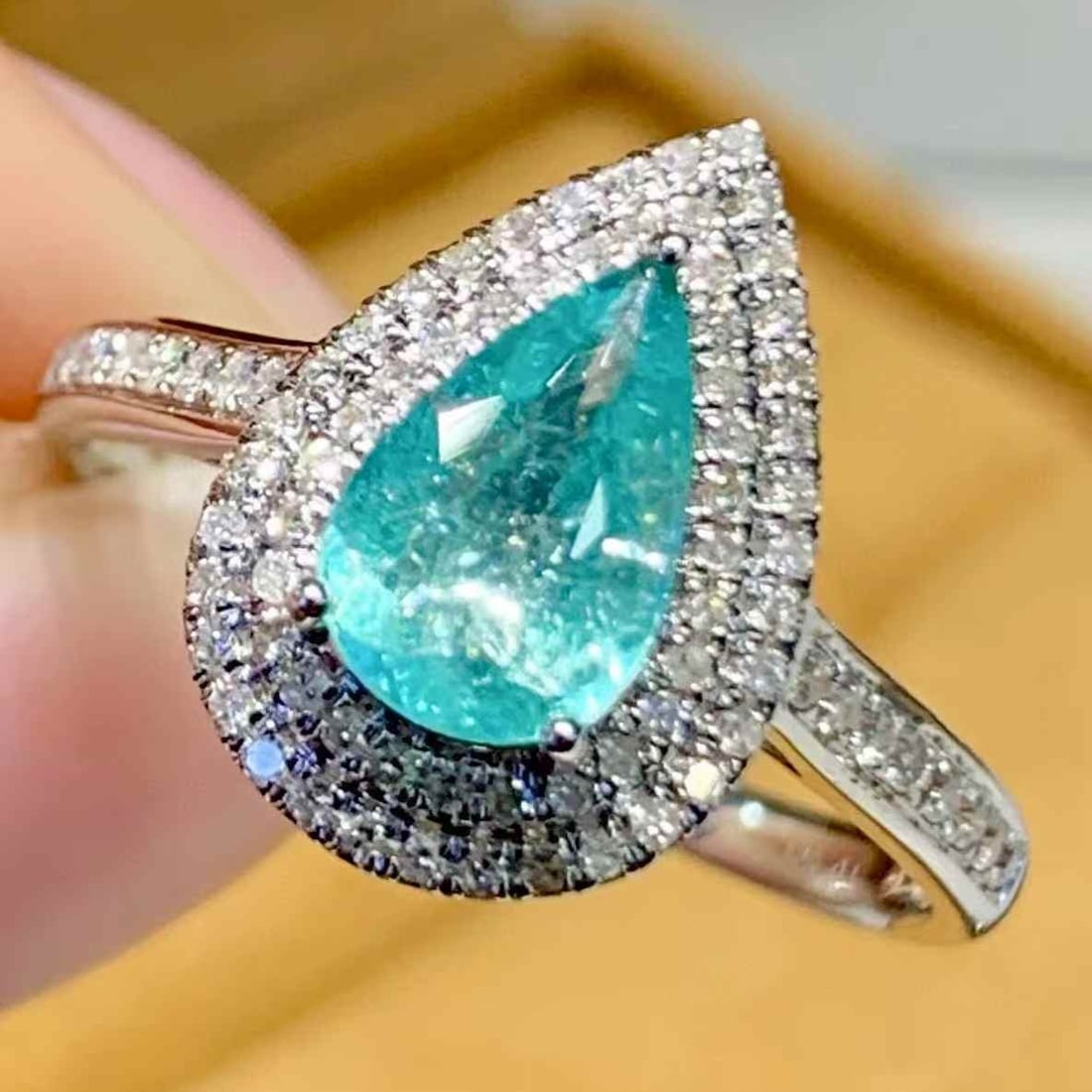 14k Gold 0.8 Ct Natural Paraiba Tourmaline & Diamond Ring - 3