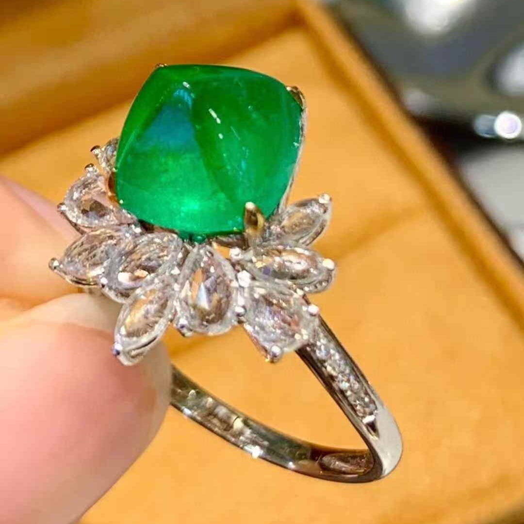 14k Gold 3.25 Ct Vivid Green Natural Emerald & Diamond & Sapphire Ring - 3