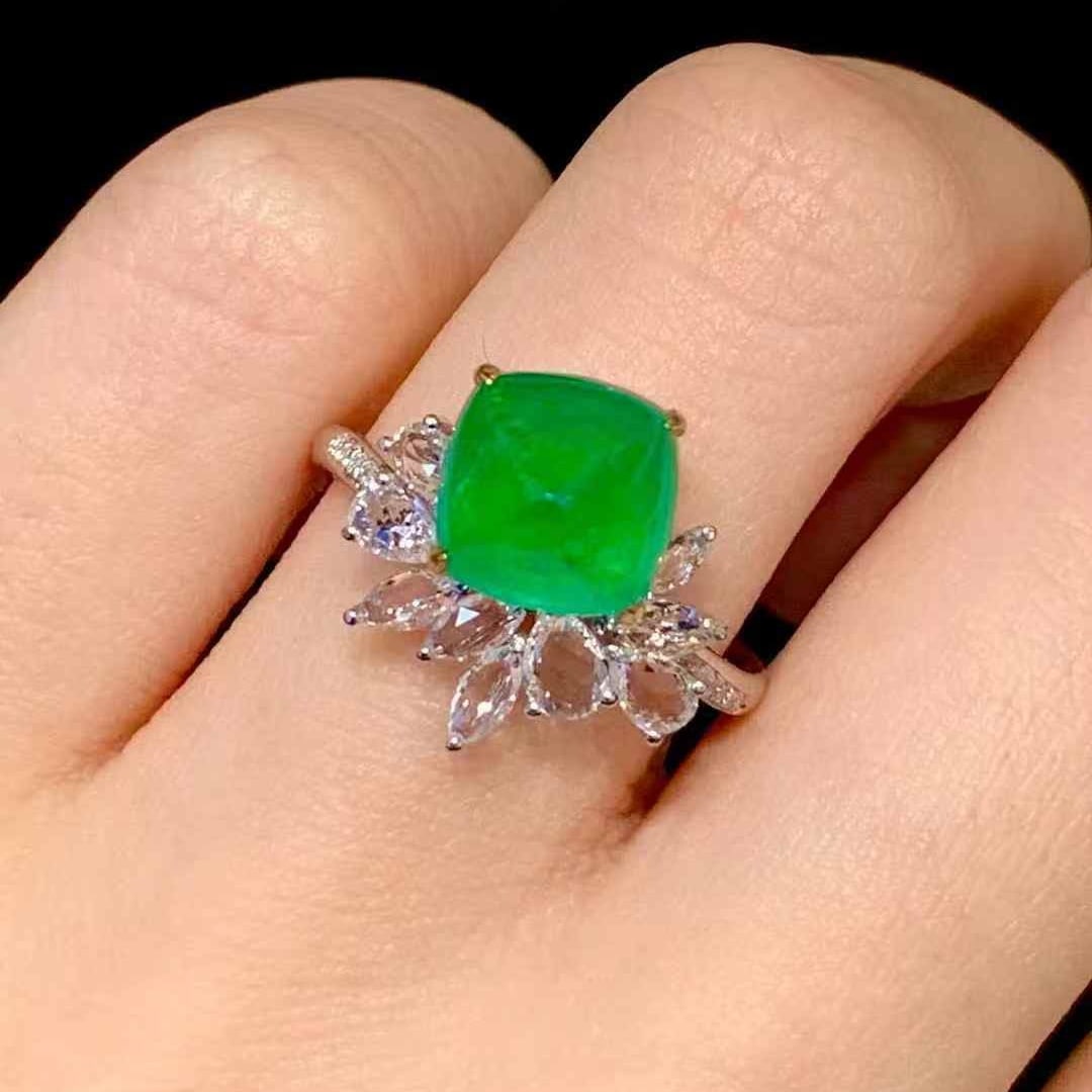 14k Gold 3.25 Ct Vivid Green Natural Emerald & Diamond & Sapphire Ring - 5