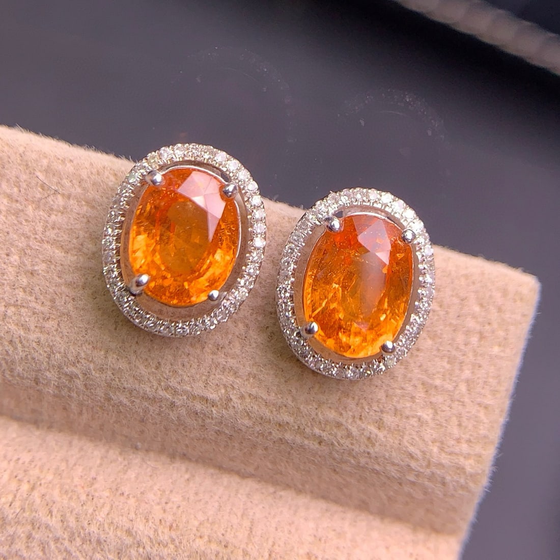 14k Gold 3.8 Ct Natural Spessartine & Diamond Earrings - 2