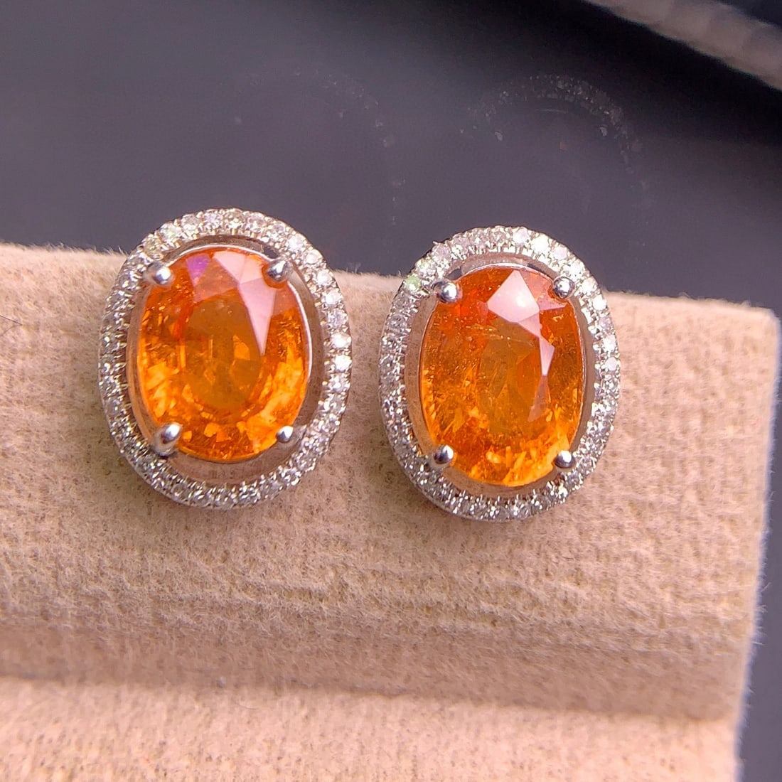 14k Gold 3.8 Ct Natural Spessartine & Diamond Earrings - 4