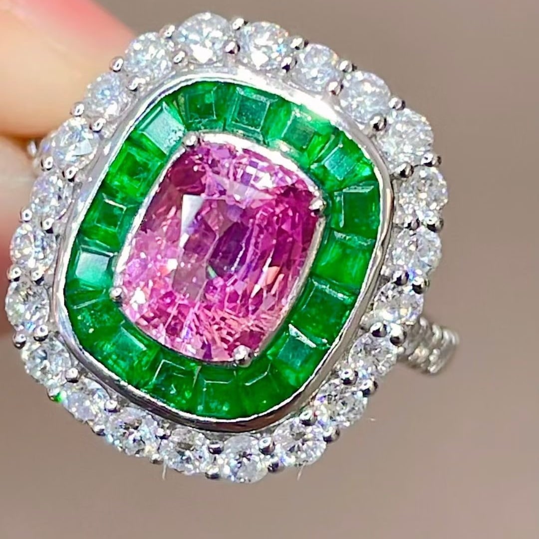 14k Gold 3.3 Ctw Natural Padparadscha Sapphire & Diamond Ring - 4