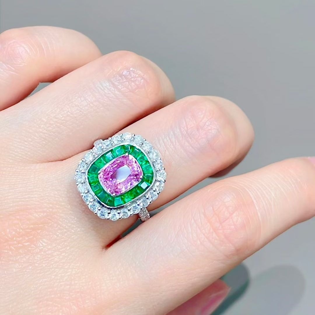 14k Gold 3.3 Ctw Natural Padparadscha Sapphire & Diamond Ring - 6