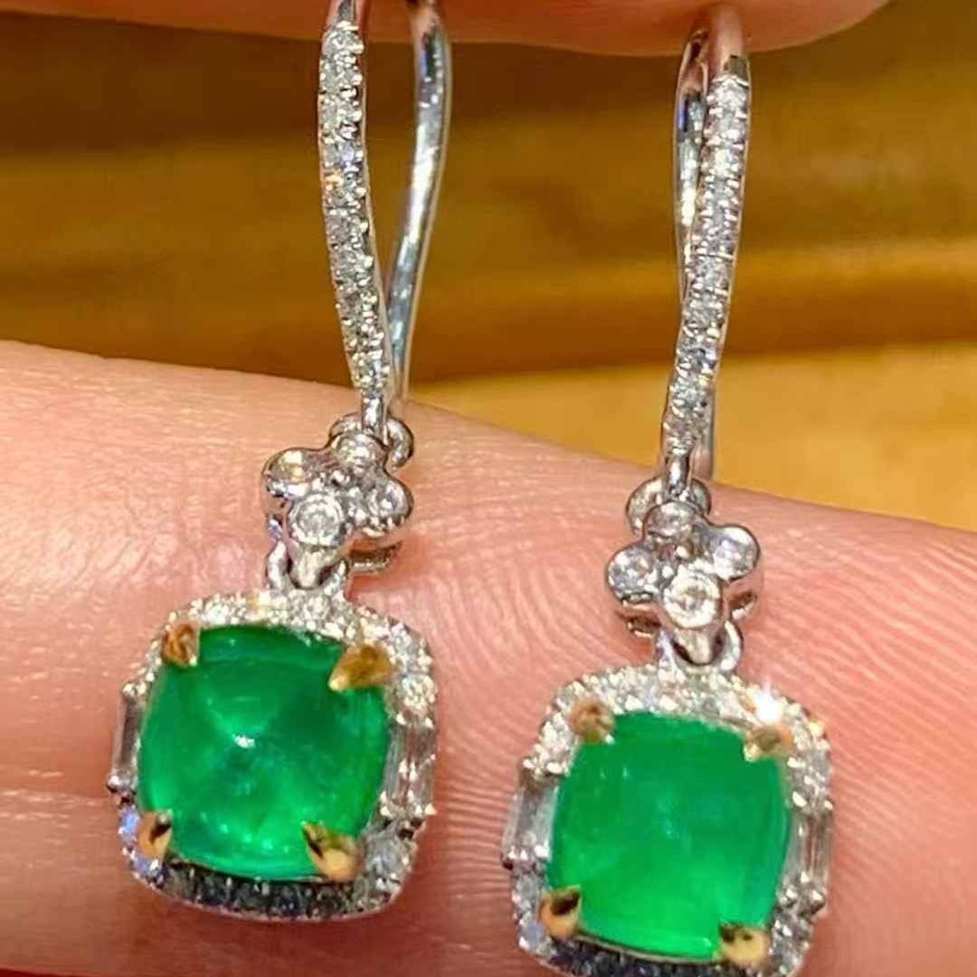 14k Gold 1.6 Ct Vivid Green Natural Emerald & Diamond Earrings - 3