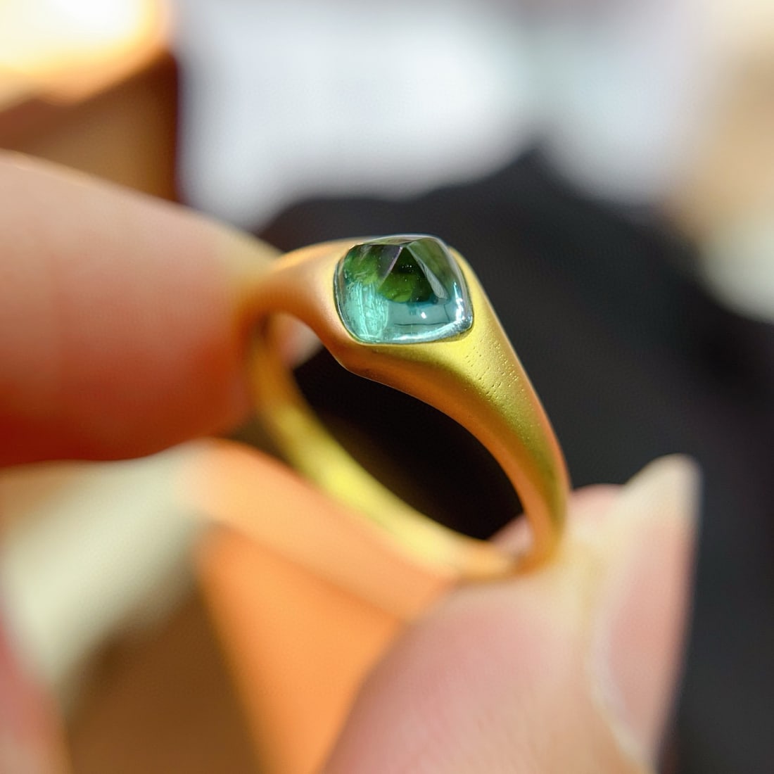 14k Gold 1.00 Ct Natural Emerald Ring - 4