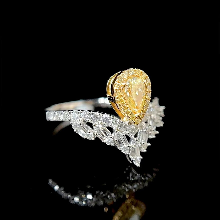 14k Gold 0.80 Ctw Natural Yellow Diamond & Diamond Ring - 6