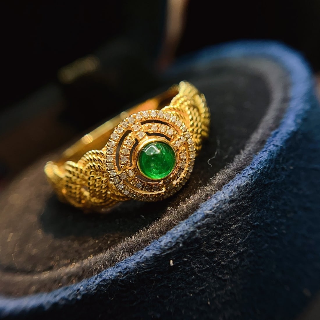 14k Gold 0.40 Ct Natural Emerald & Diamond Ring - 4