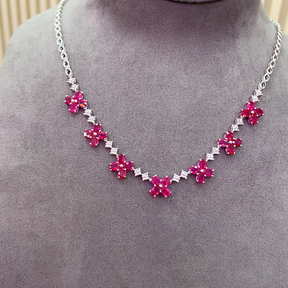 14k Gold 7.21 Ct Natural Ruby & Diamond Necklace - 3