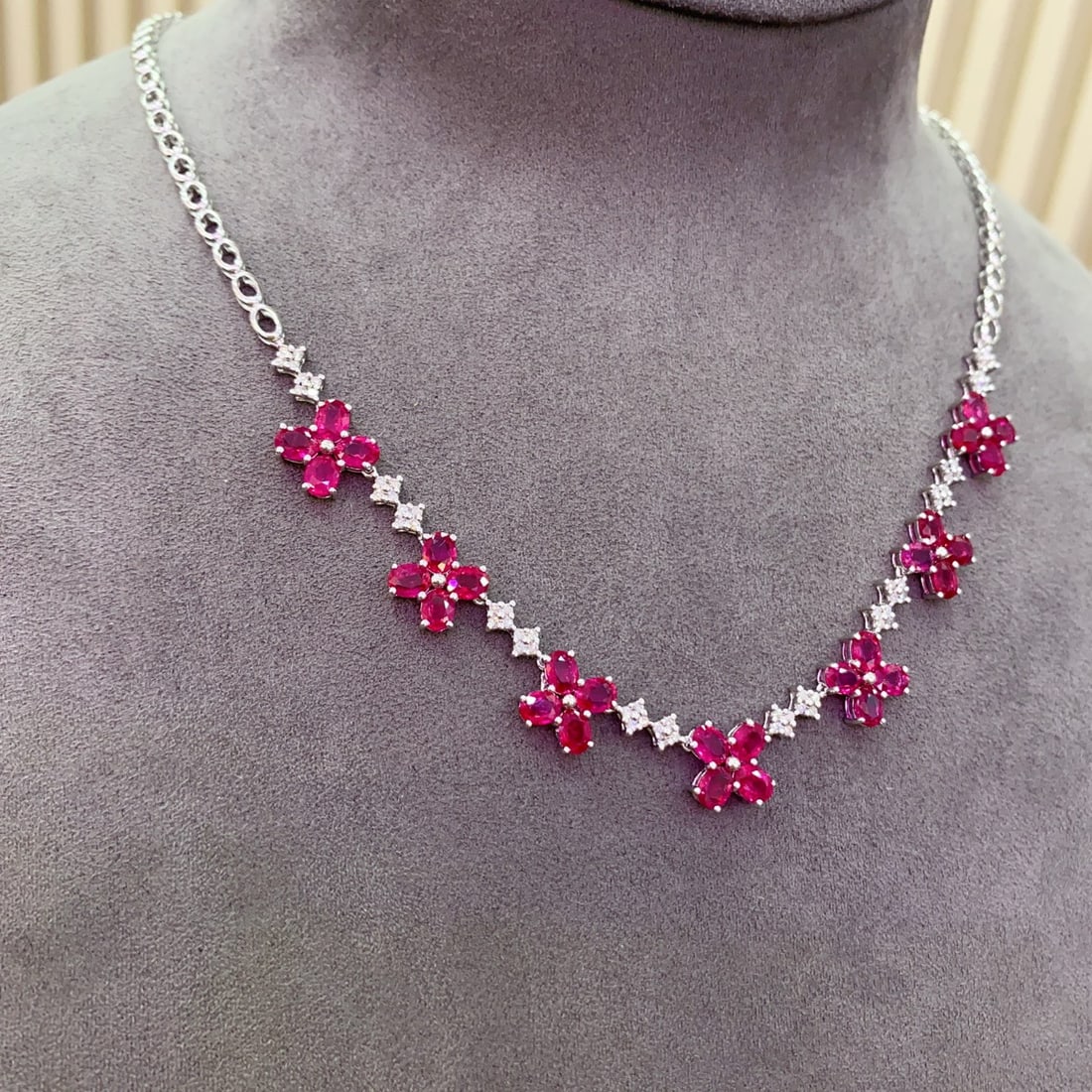 14k Gold 7.21 Ct Natural Ruby & Diamond Necklace - 5