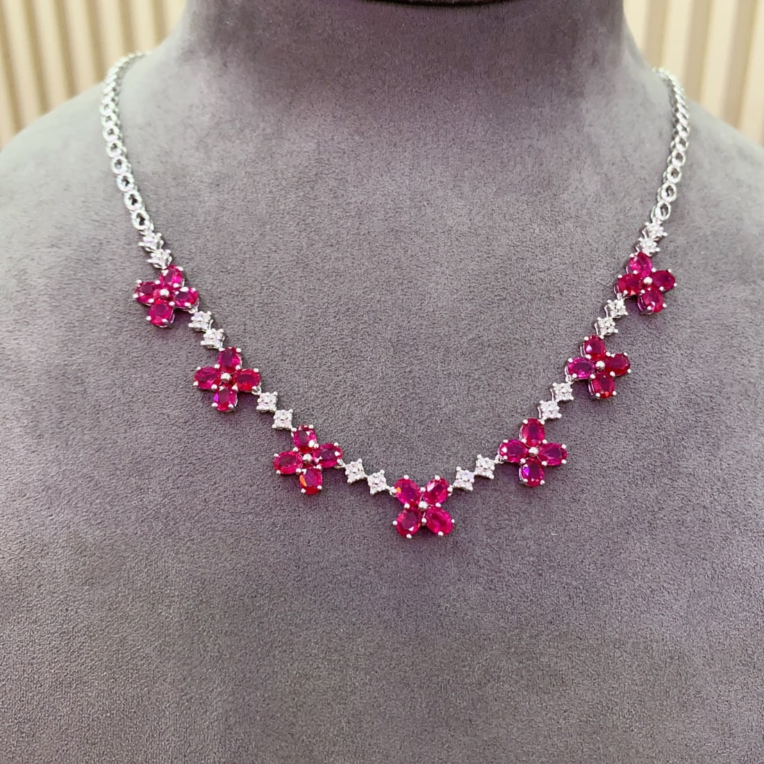 14k Gold 7.21 Ct Natural Ruby & Diamond Necklace - 6