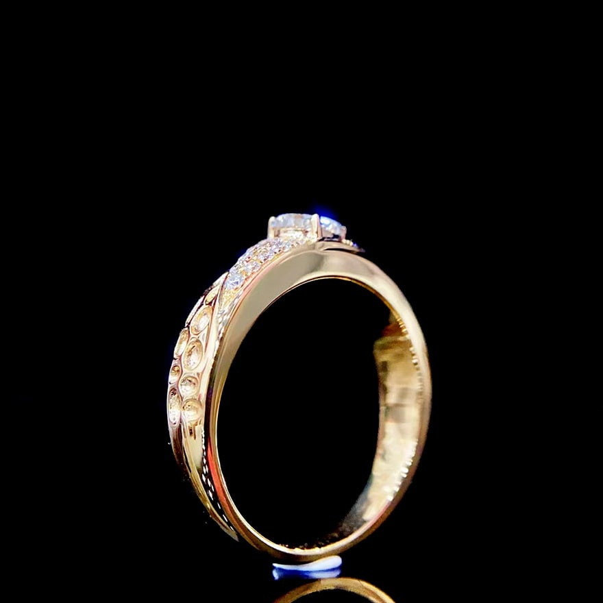 Gia Certified 14k Gold 0.30 Ct Natural E Si2 Pear Diamond Ring - 4