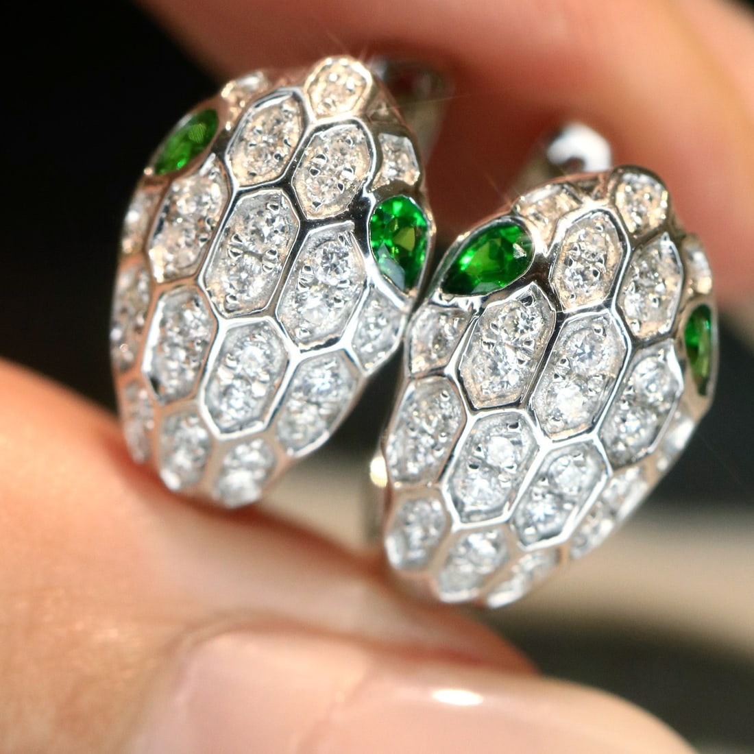 14k Gold 0.68 Ctw Natural Tsavorite & Diamond Earrings - 8