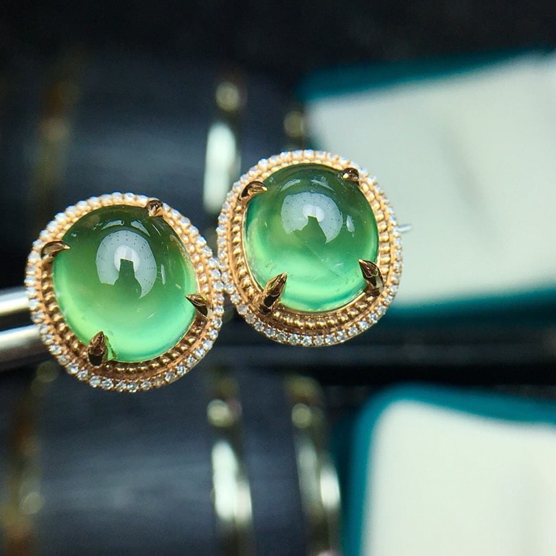 14k Gold 7.9 Ct Natural Prehnite & Diamond Earrings - 2