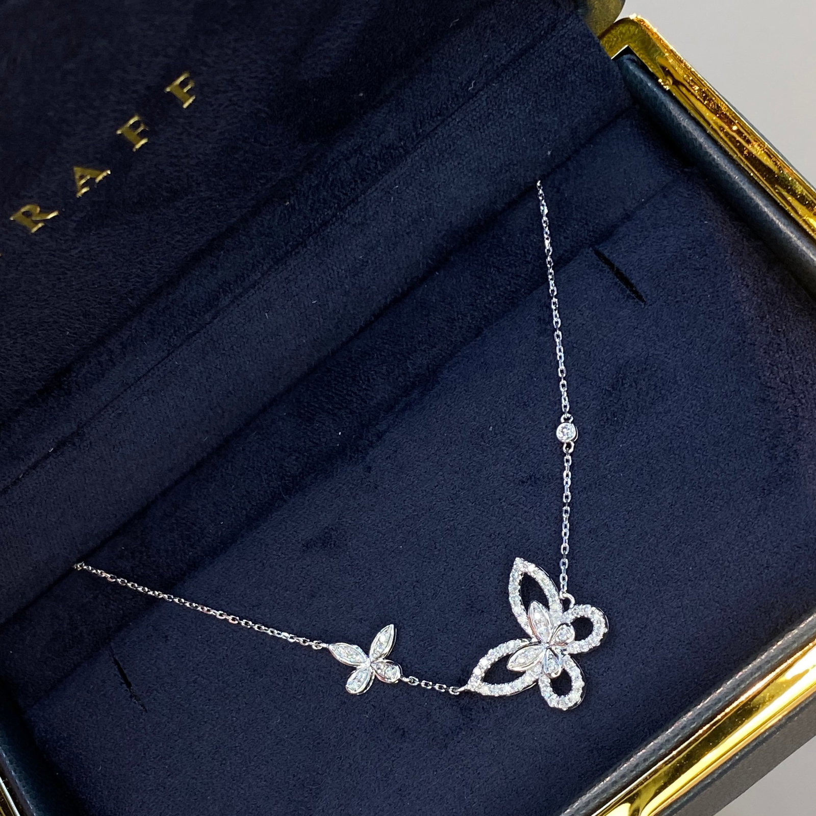 14k Gold 0.35 Ct Natural H Diamond & Butterfly Necklace - 3