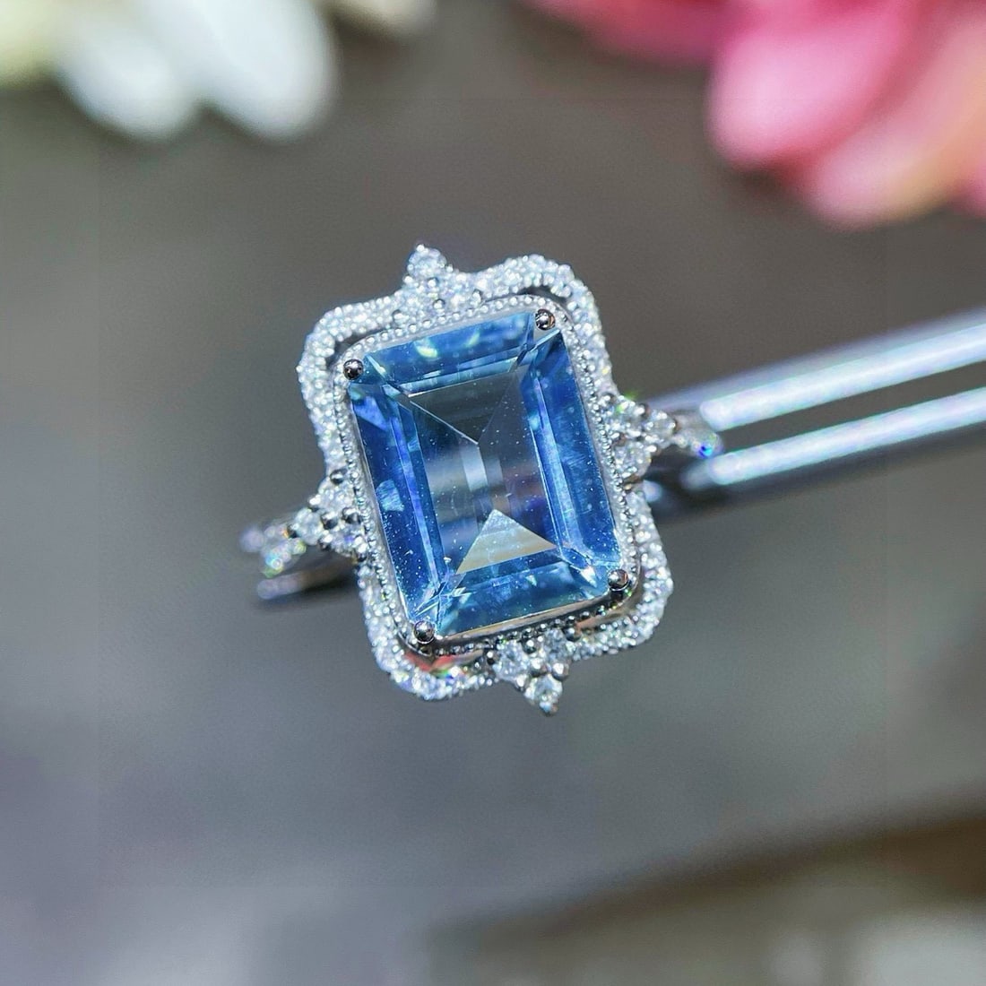 14k Gold 2.57 Ctw Natural Aquamarine & Diamond Ring - 3