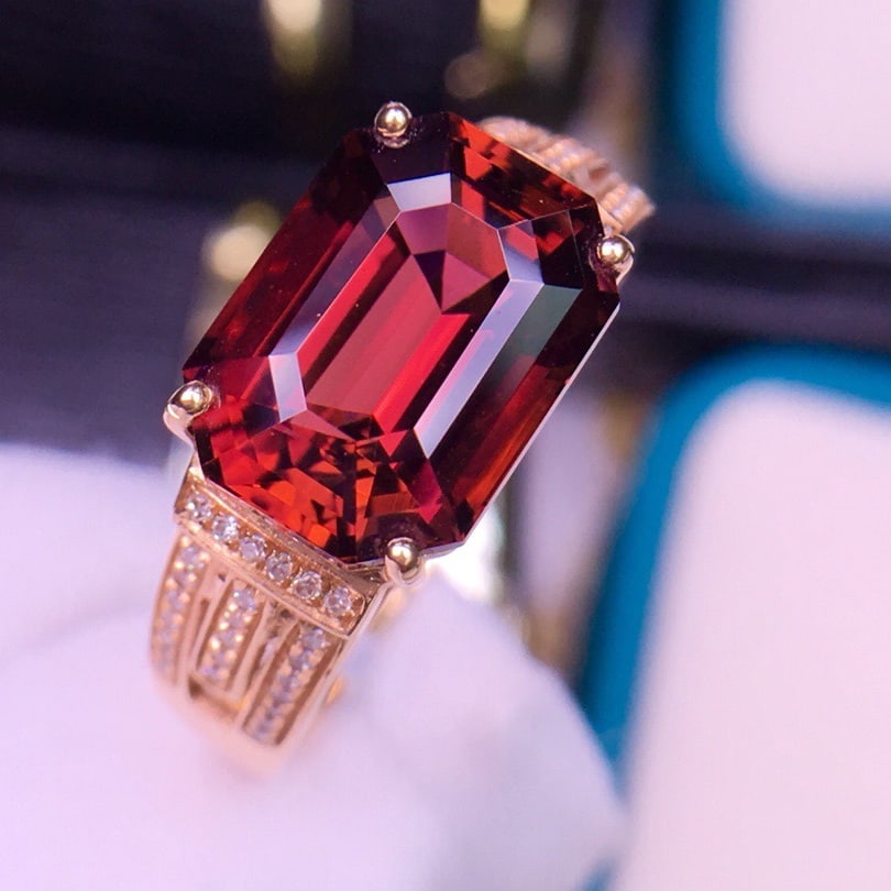 14k Gold 5.2 Ct Natural Tourmaline & Diamond Ring - 2