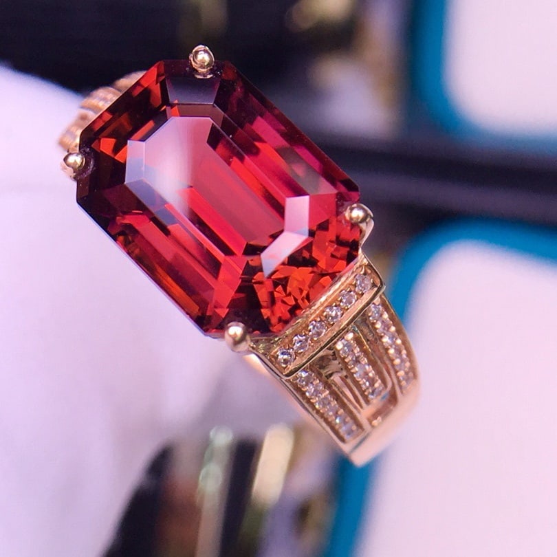 14k Gold 5.2 Ct Natural Tourmaline & Diamond Ring - 4