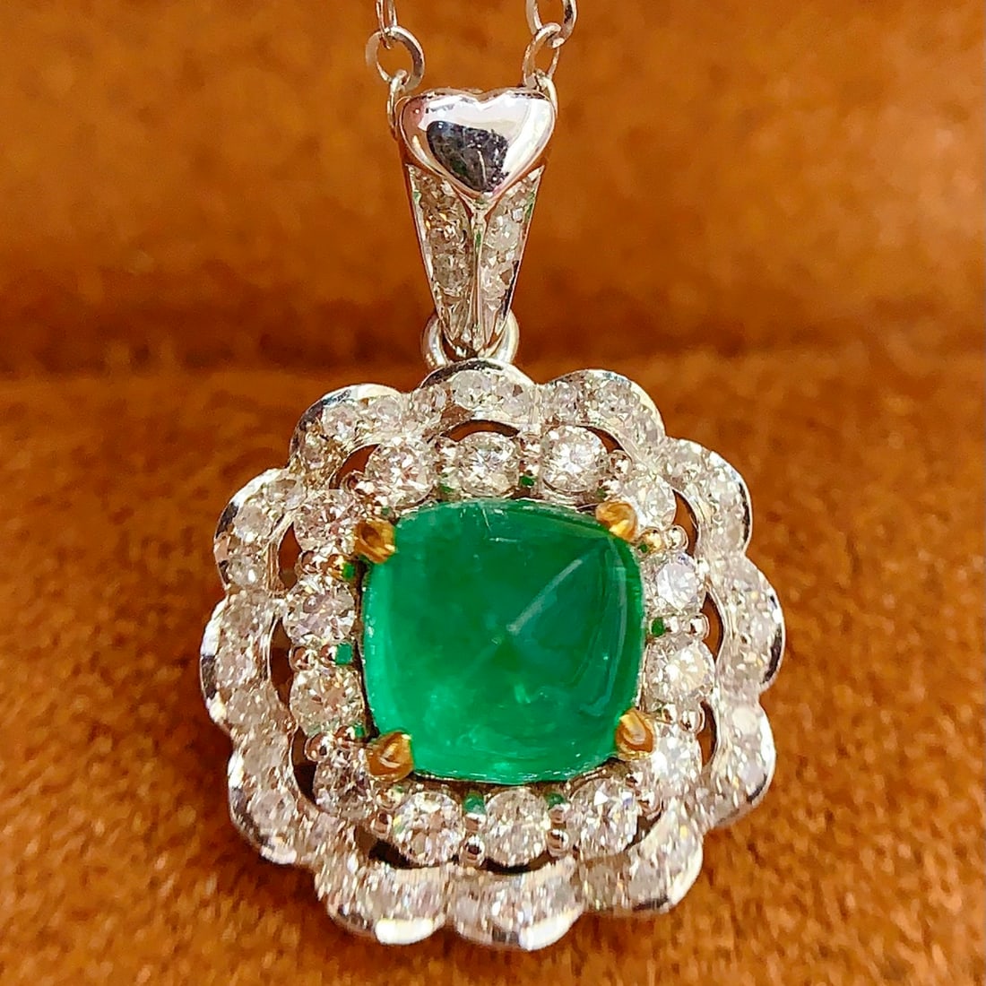 14k Gold 1.3 Ct Vivid Green Natural Emerald & Diamond Pendant( Without Chain ) - 2