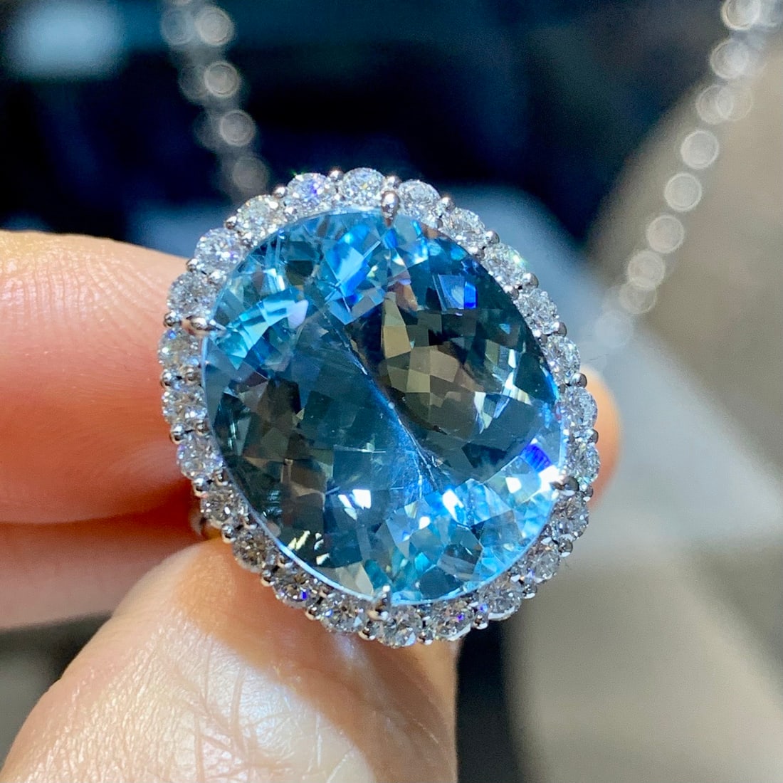 14k Gold 9.93 Ctw Natural Aquamarine & Diamond Ring - 3