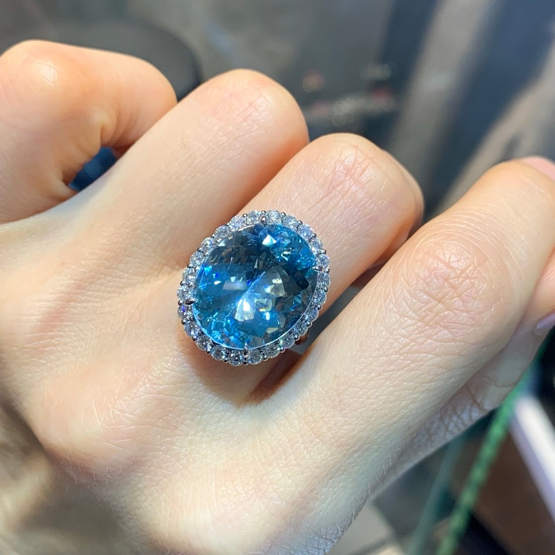 14k Gold 9.93 Ctw Natural Aquamarine & Diamond Ring - 4