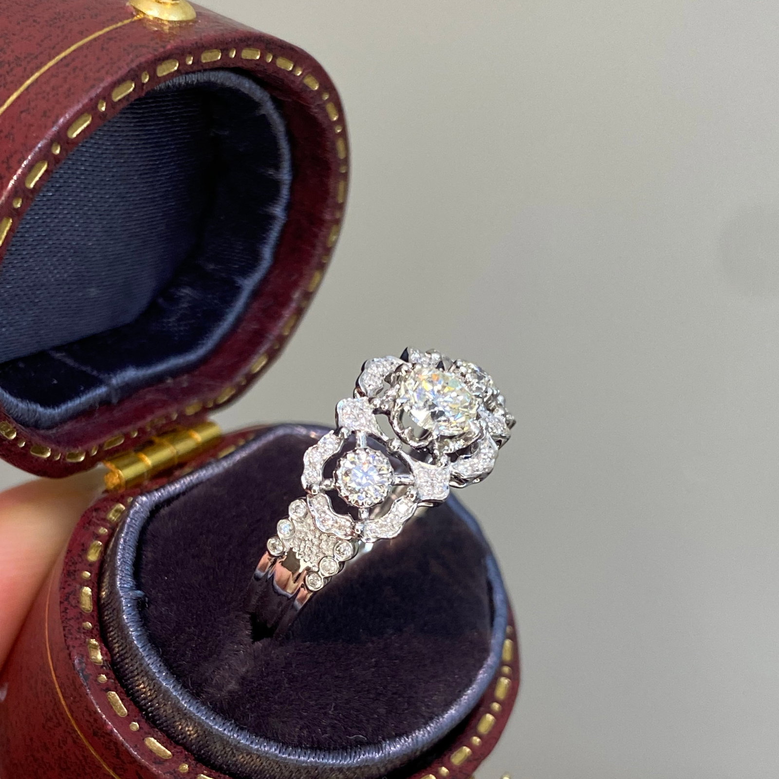 14k Gold 0.78 Ctw Natural H Diamond Ring - 2
