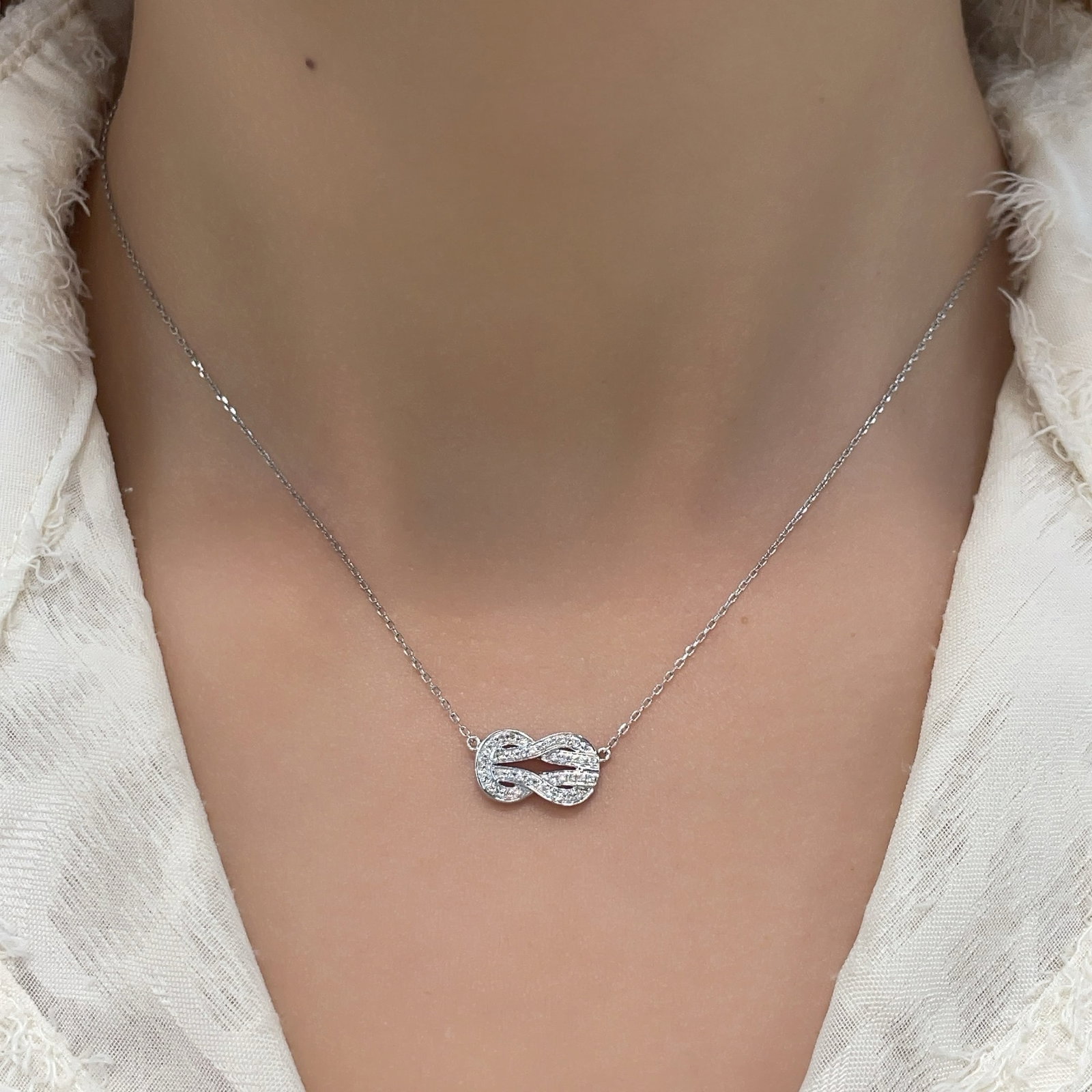 14k Gold 0.2 Ct Natural H Diamond Necklace - 2