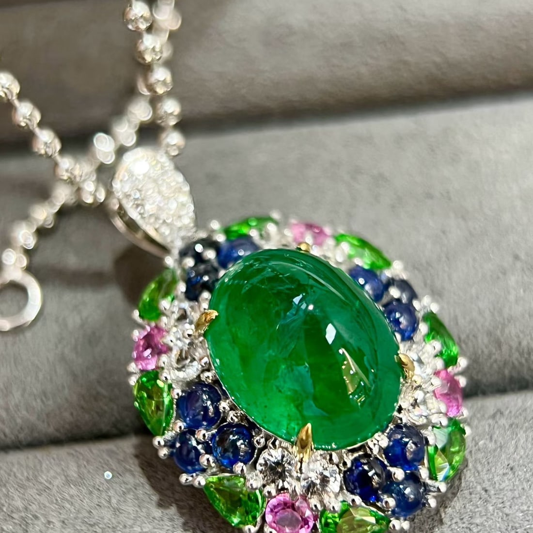 14k Gold 4.65 Ctw Vivid Green Natural Emerald & Diamond Ring/pendant( Without Chain ) - 4