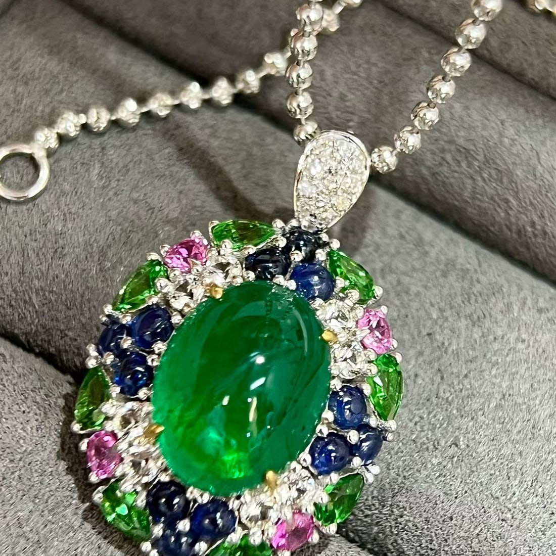 14k Gold 4.65 Ctw Vivid Green Natural Emerald & Diamond Ring/pendant( Without Chain ) - 5