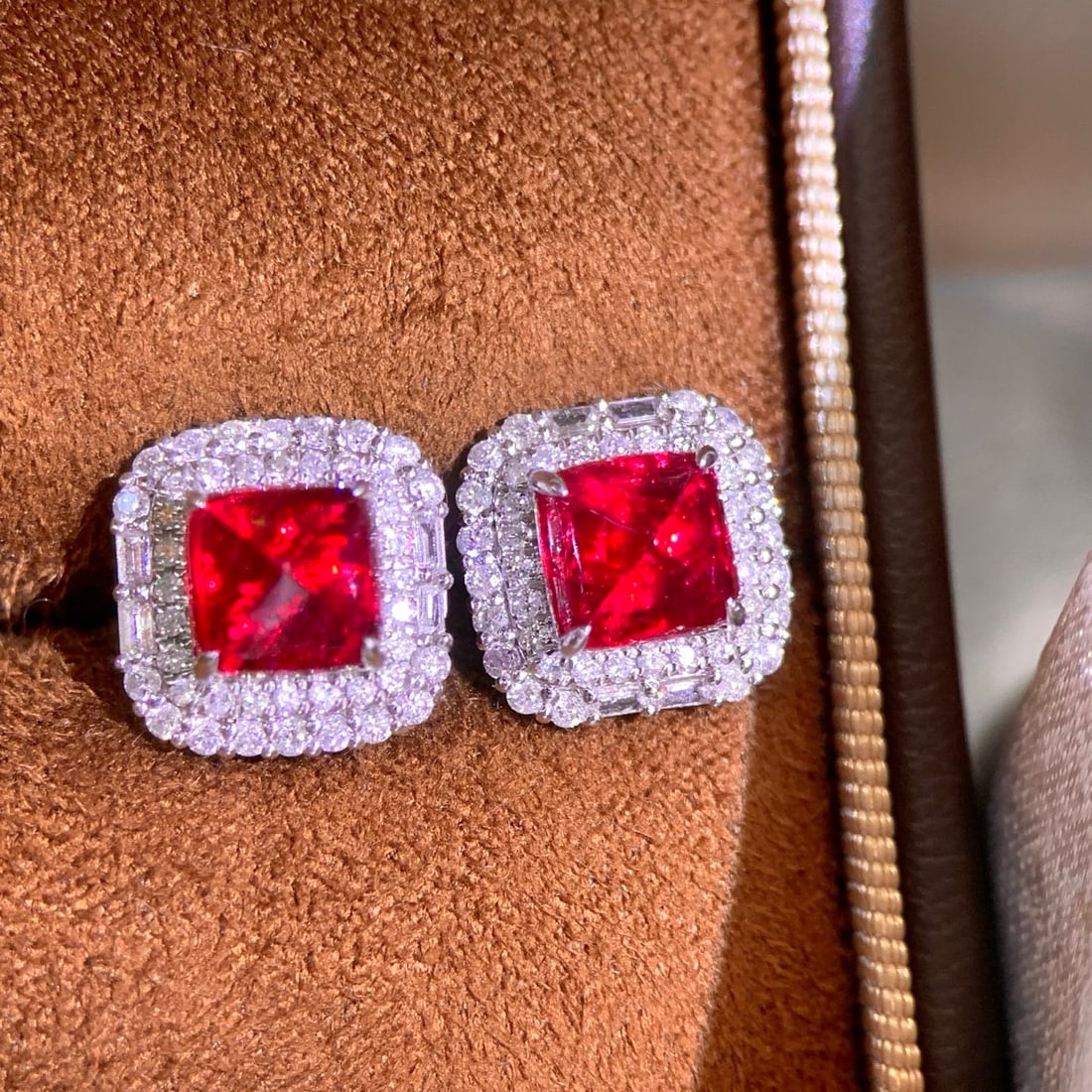 14k Gold 3 Ct Natural Spinel & Diamond Earrings - 2