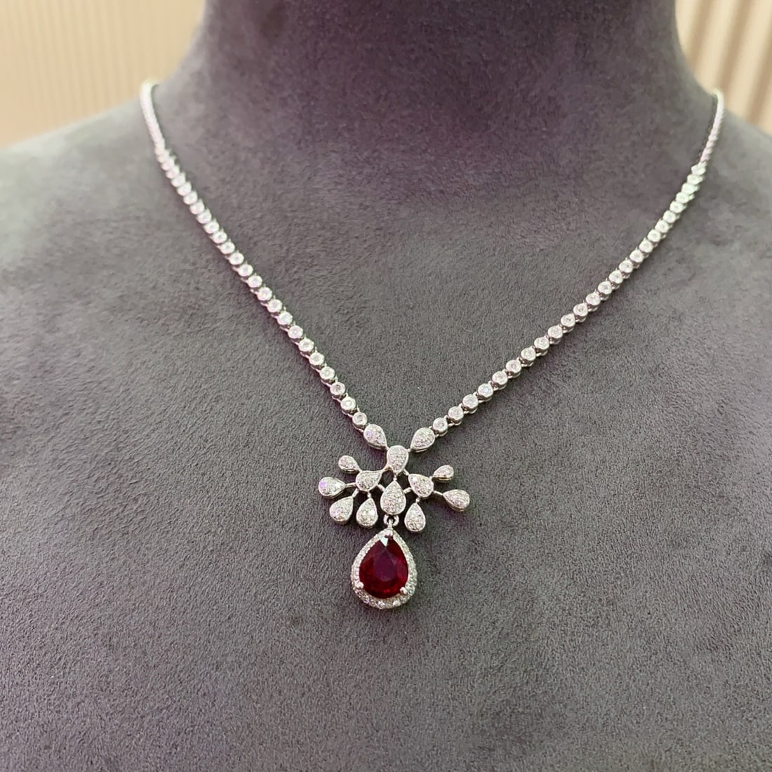 14k Gold 1.00 Ct Natural Ruby & Diamond Necklace - 2